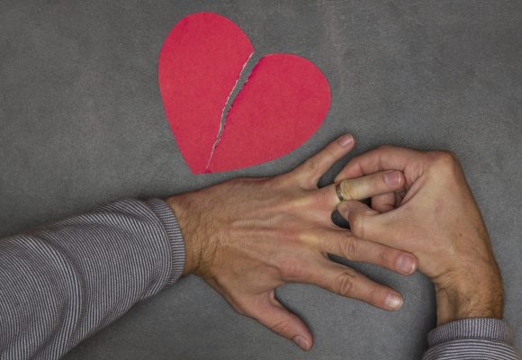 The Guide to Being Friendly During the Divorce AND Being Friends After the Divorce